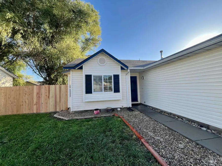 3325 E Sir Patrick Ct., Nampa, ID 83687 - Image #3