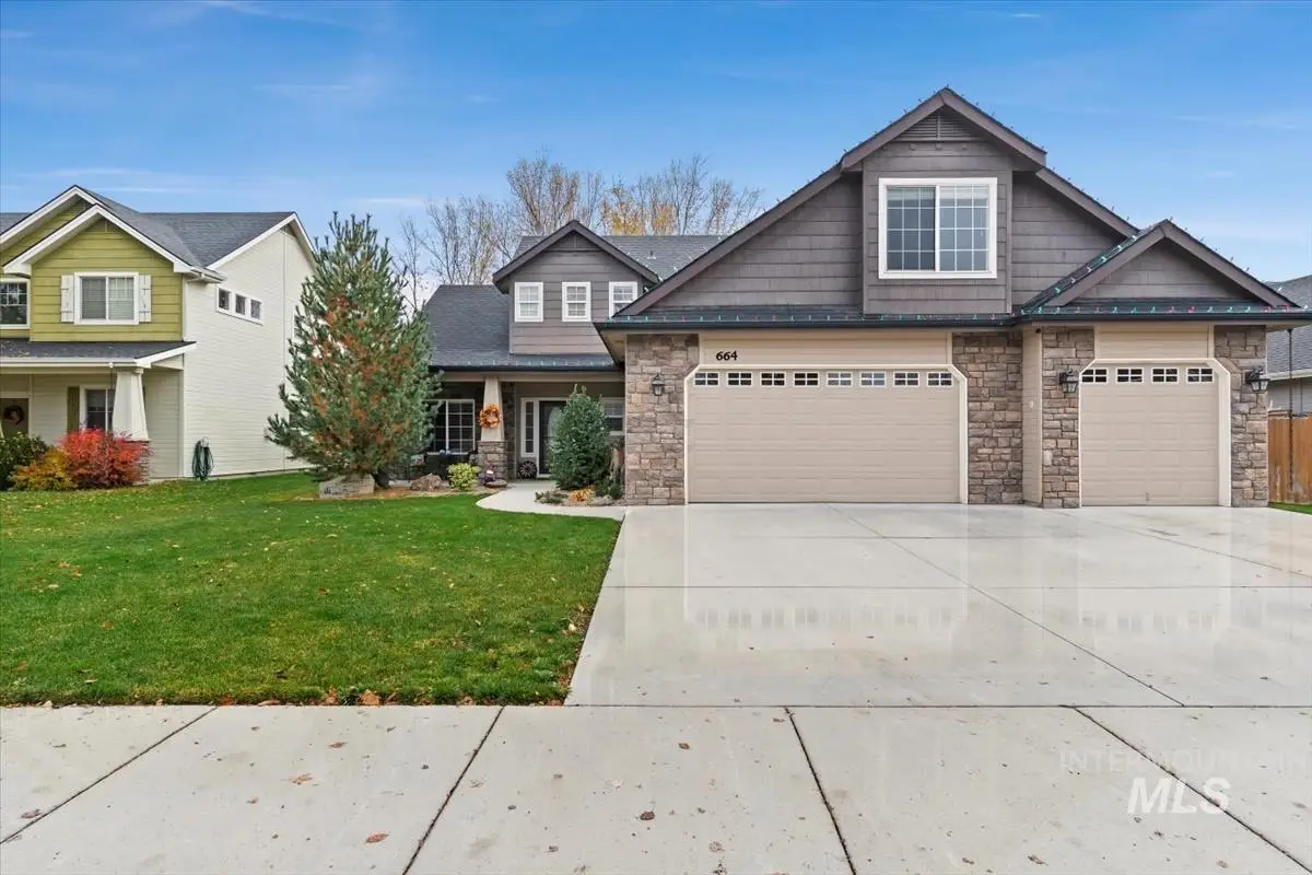 664 S Hydra Avenue, Star, ID 83669 - Image #1