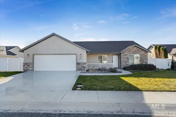 333 Arrowhead Path, Twin Falls, ID 83301