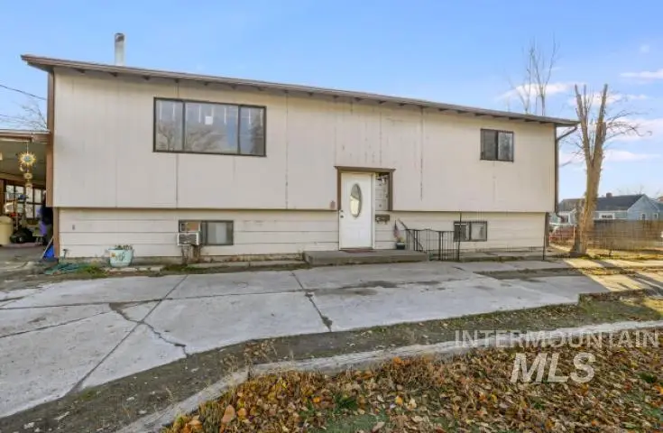 414 Heyburn Ave, Twin Falls, ID 83301 - Image #1