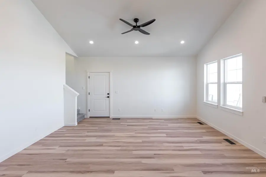 305 E. Chevy Dr., Boise, ID 83716 - Image #3