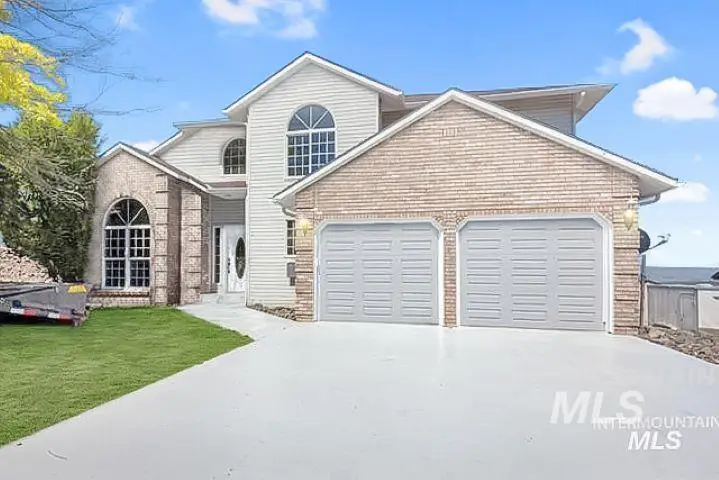 2975 Dove Dr, Clarkston, WA 99403 - Image #1