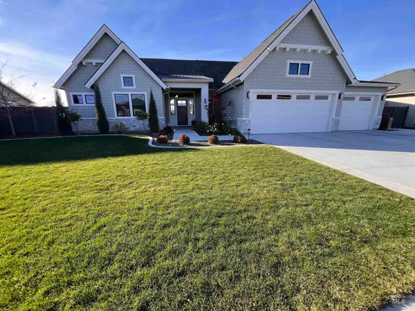 2735 N Fruniz Ave, Eagle, ID 83616