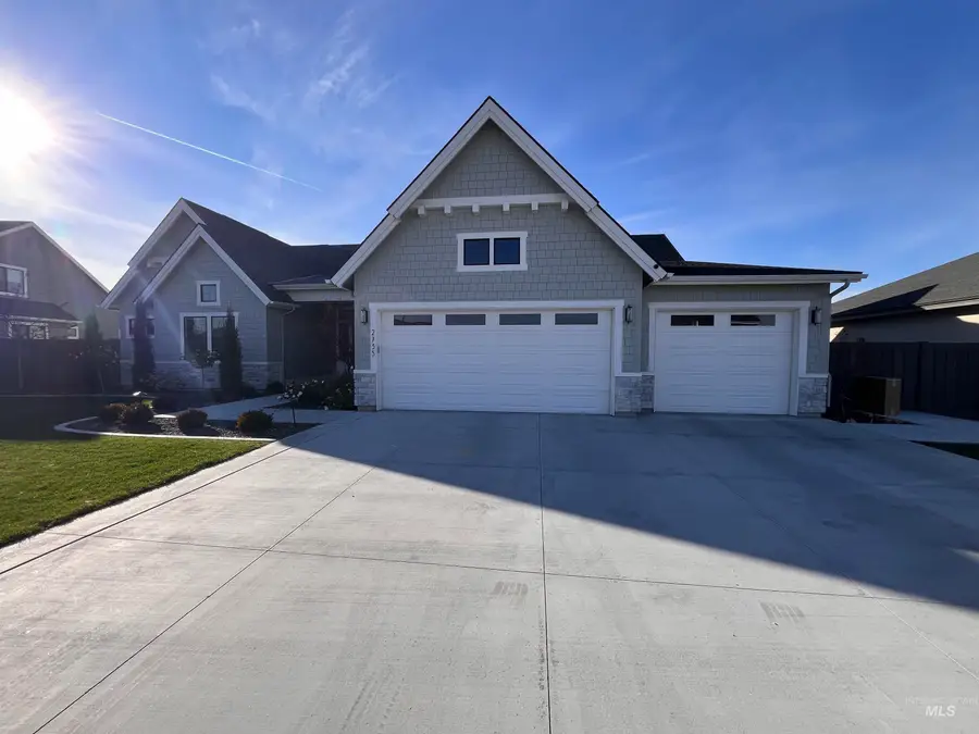2735 N Fruniz Ave, Eagle, ID 83616 - Image #2