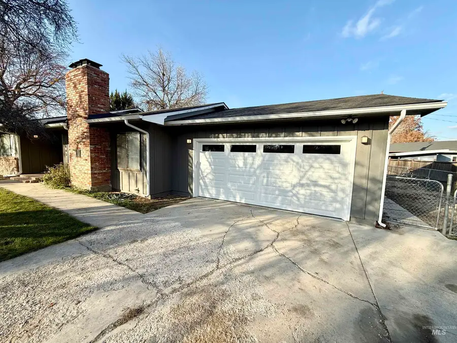 2405 Roosevelt Street, Caldwell, ID 83605 - Image #2