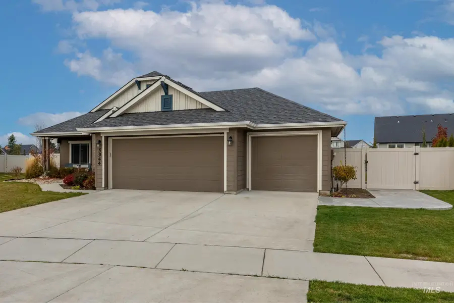 5944 W Cavendale Dr, Eagle, ID 83616 - Image #2