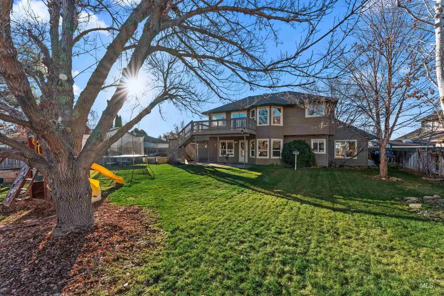 1118 N Snead Ave, Eagle, ID 83616 - Image #2