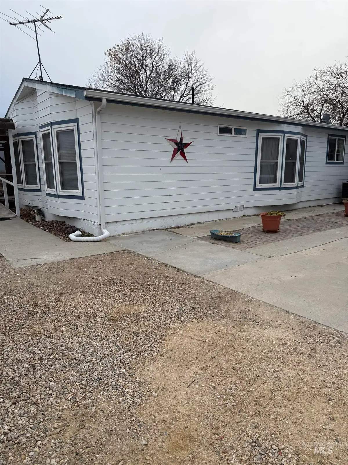 19095 S Pleasant Valley Rd, Kuna, ID 83634 - Image #1