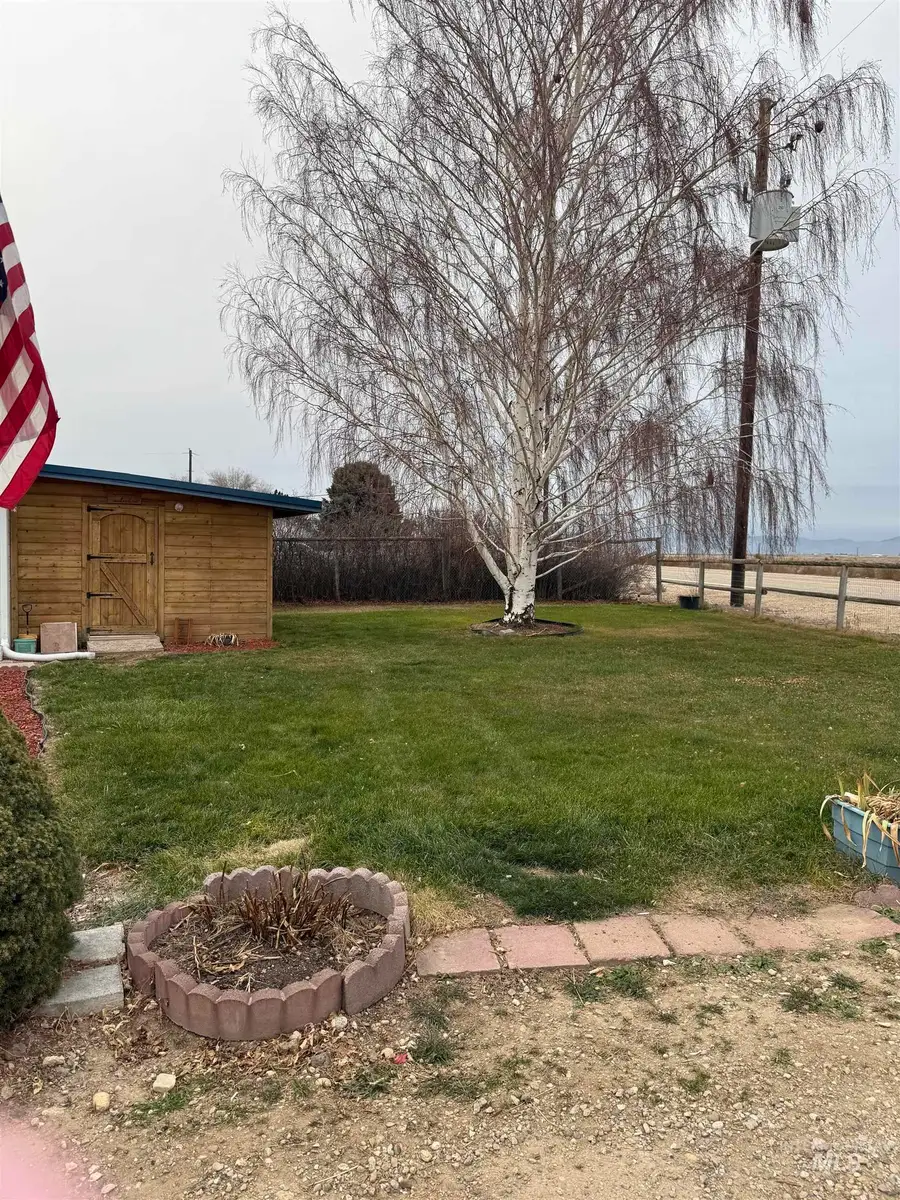 19095 S Pleasant Valley Rd, Kuna, ID 83634 - Image #2