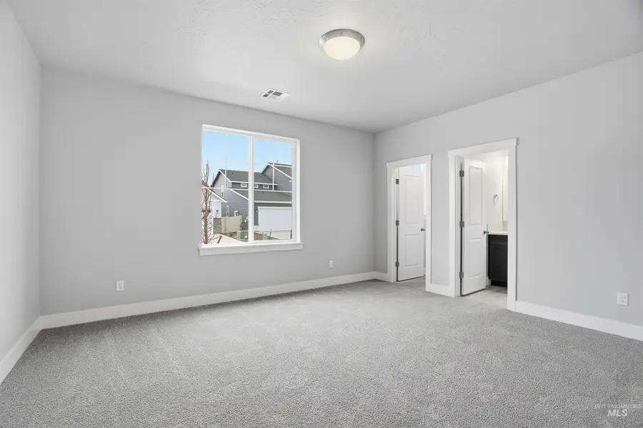 5877 W Sprig Dr, Meridian, ID 83646 - #3