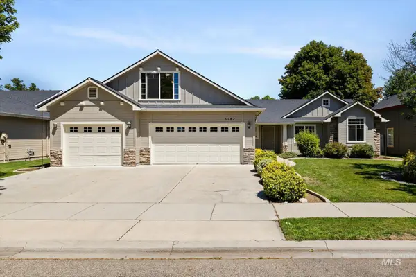 5282 N Schumann Ave, Meridian, ID 83646