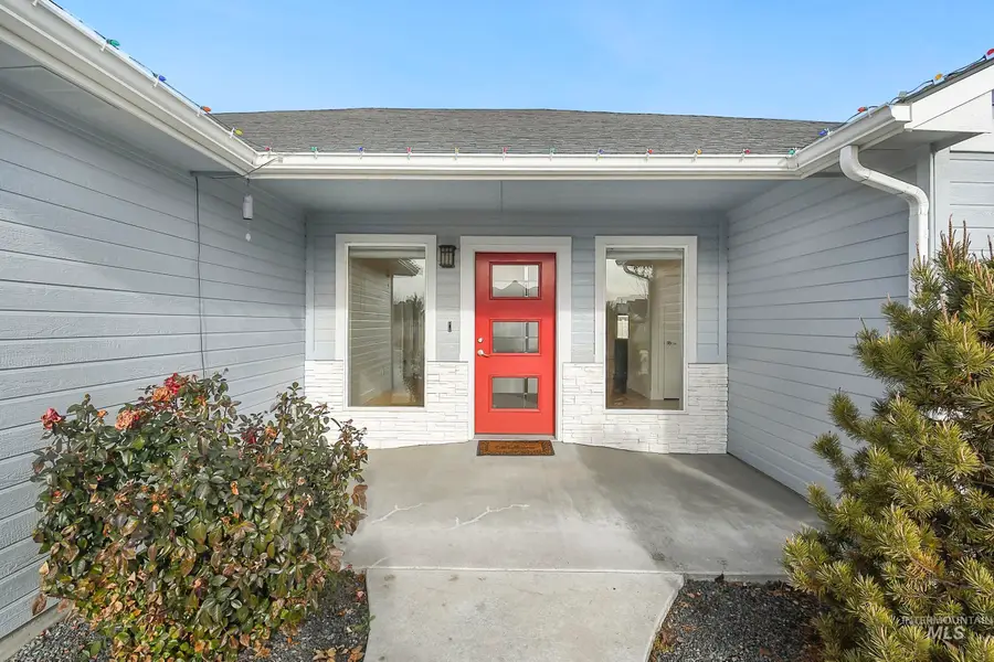 1577 Tamarack St, Fruitland, ID 83619 - Image #2