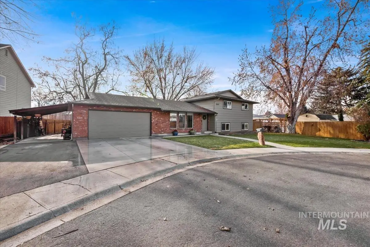 9101 W Dalton Pl, Boise, ID 83704 - Image #1