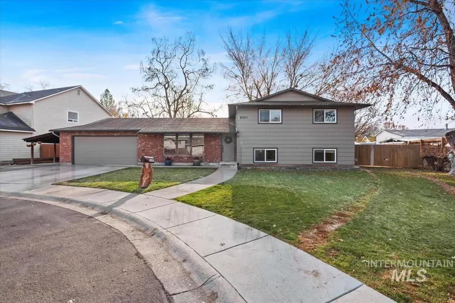 9101 W Dalton Pl, Boise, ID 83704 - Image #2