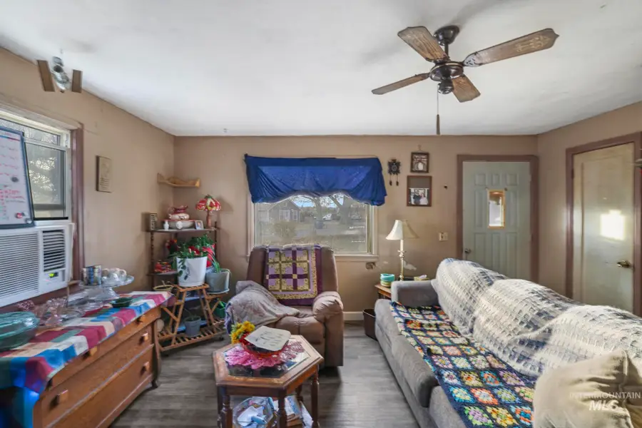 669 Locust St S, Twin Falls, ID 83301 - Image #3