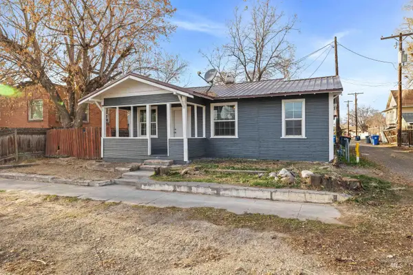 617 Eden St N, Twin Falls, ID 83301