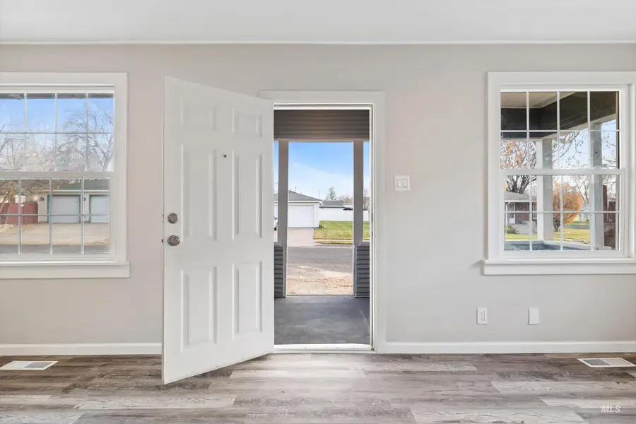 617 Eden St N, Twin Falls, ID 83301 - Image #3