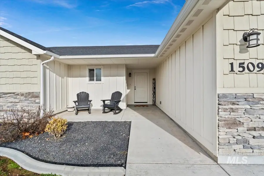 1509 Cottonwood Dr, Fruitland, ID 83619 - Image #3