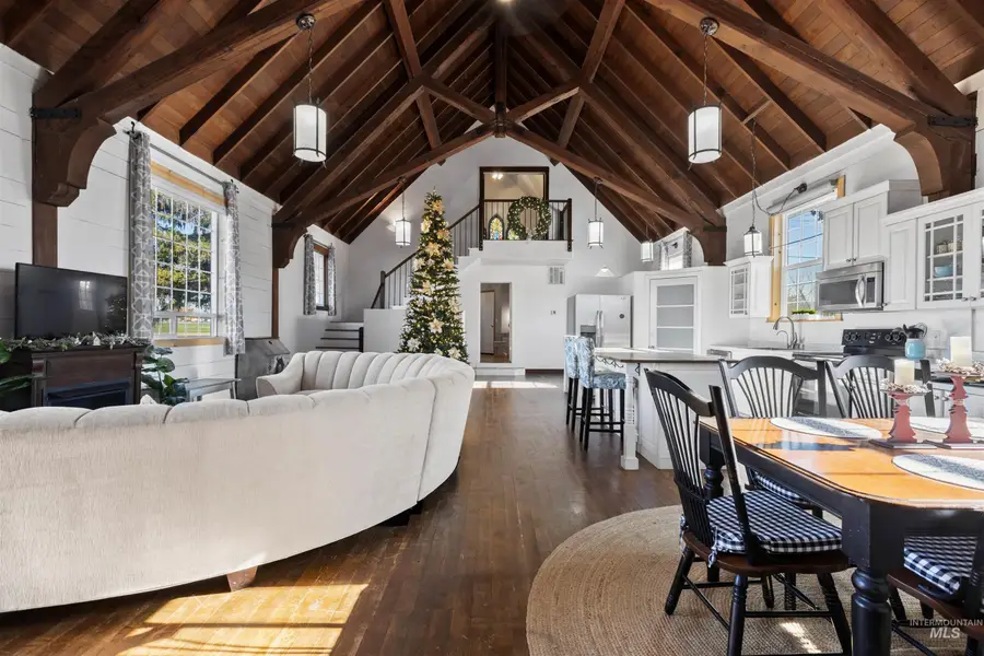 712 N 4th St, Parma, ID 83660 - Image #2