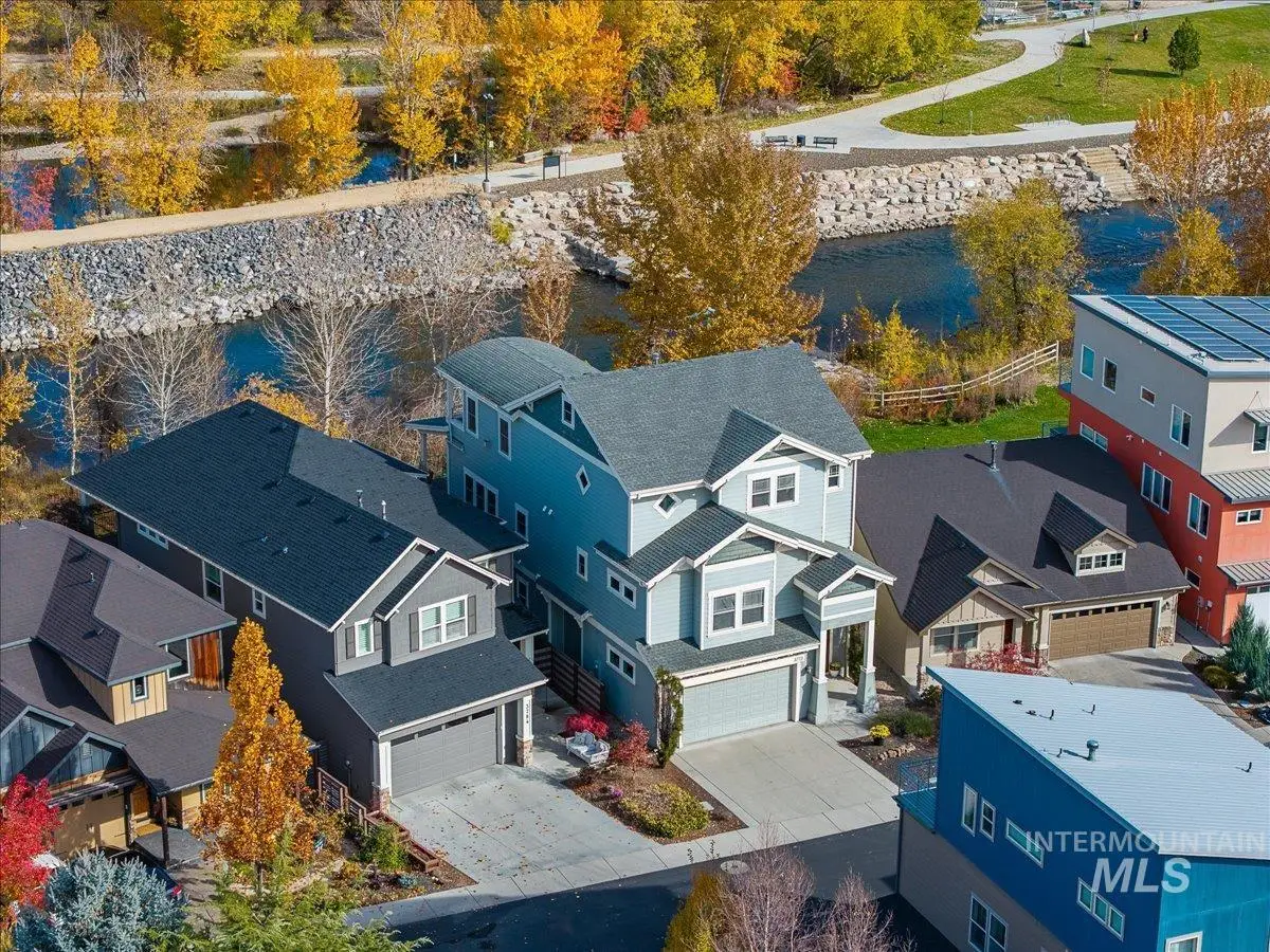 3772 N Willowbar Ln, Garden City, ID 83714 - Image #1