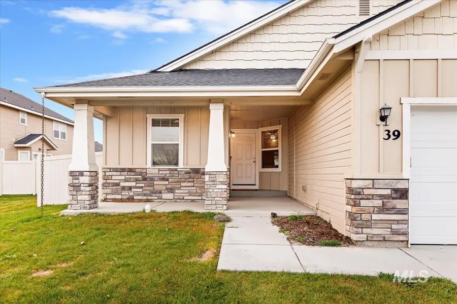 39 N Luke Loop, Nampa, ID 83651 - Image #2