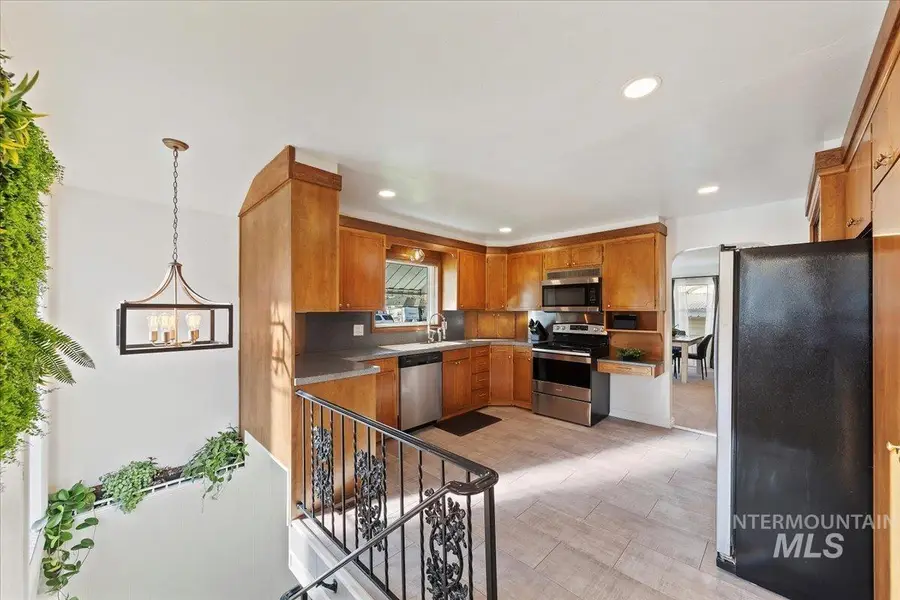 720 S Diamond St, Nampa, ID 83686 - Image #2