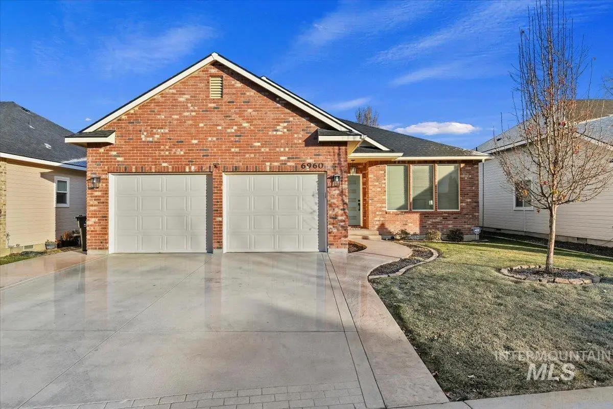 6960 E Greens Dr, Nampa, ID 83687 - Image #1