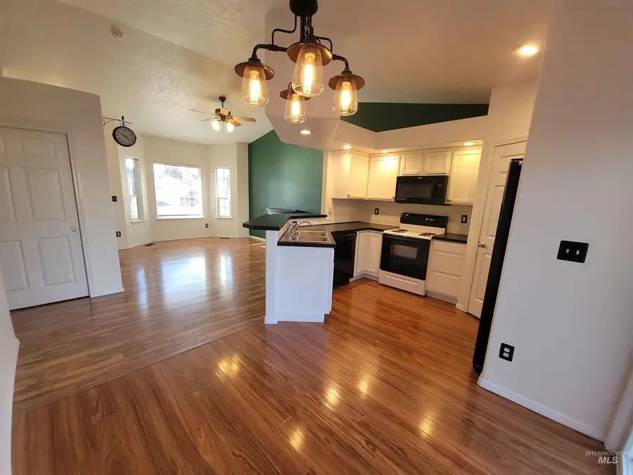 2440 S Royal Meadows Dr., Nampa, ID 83686 - Image #3