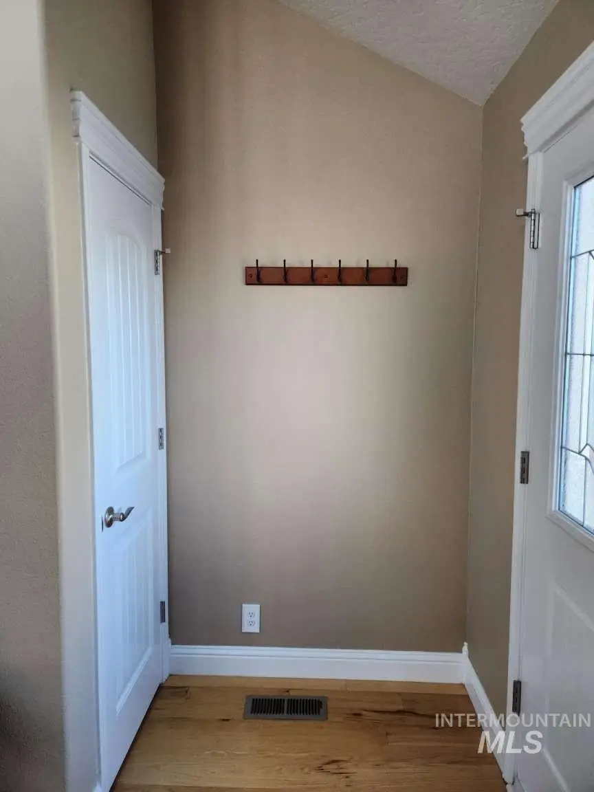 685 King Ave, Ontario, OR 97914 - Image #3