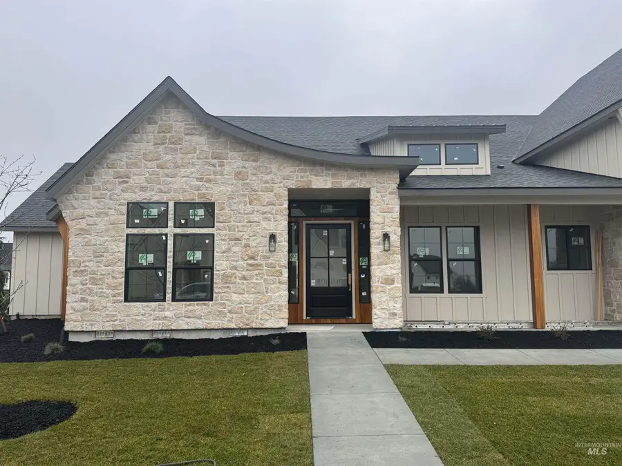 513 Joy Ave, Middleton, ID 83644 - Image #2