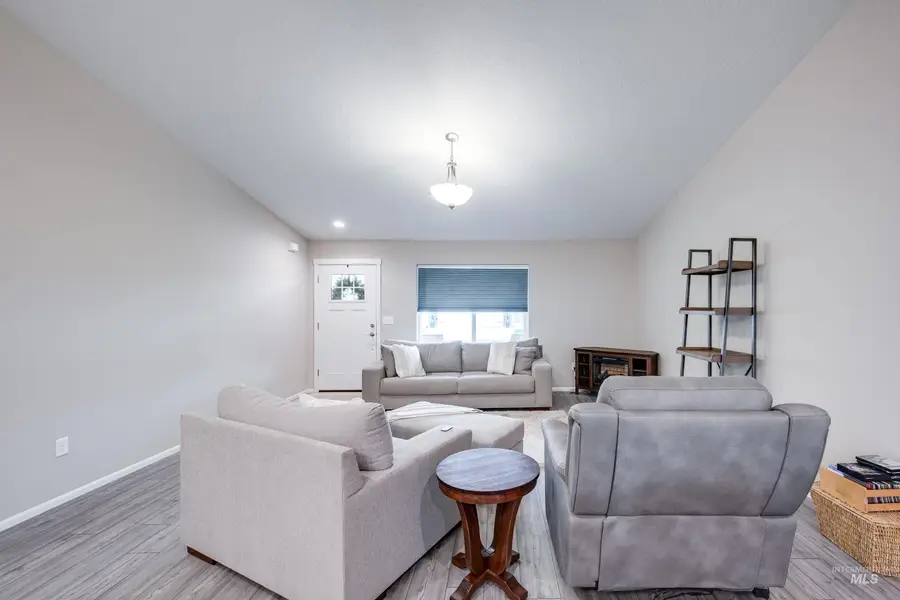 2586 Springsnow Street, Clarkston, WA 99403 - Image #3