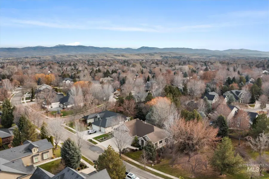 1643 N Watson Pl, Eagle, ID 83616 - Image #3