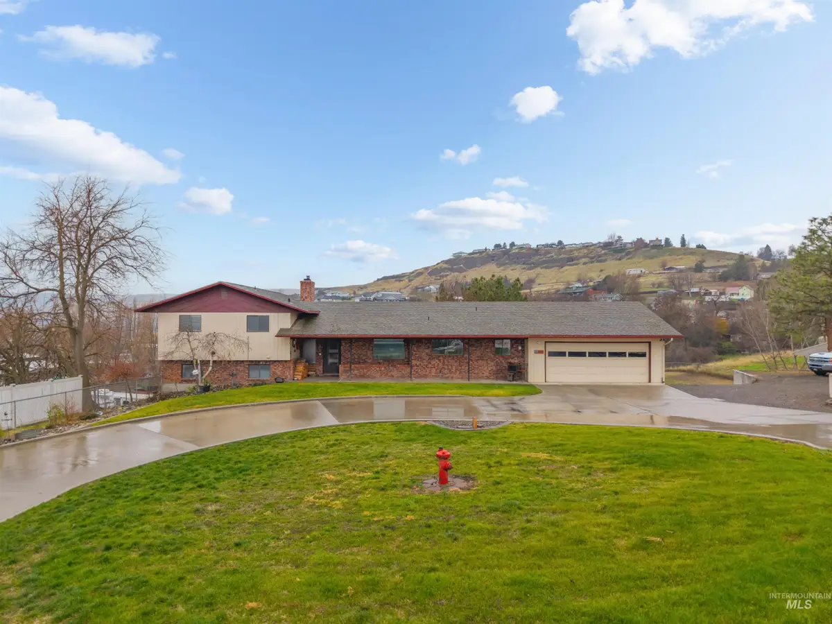 1045 Post Lane, Clarkston, WA 99403 - Image #1