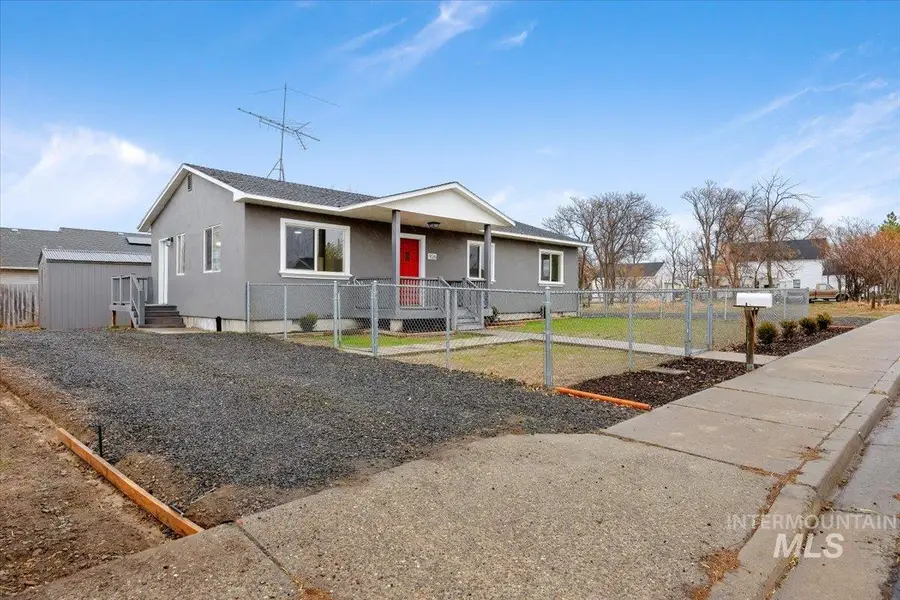 926 4th Ave W, Twin Falls, ID 83301 - Image #2