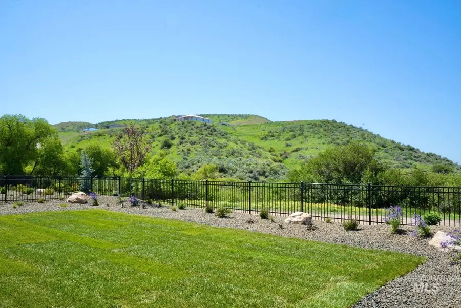 6725 S Kirsten Way #929, Eagle, ID 83629 - Image #2