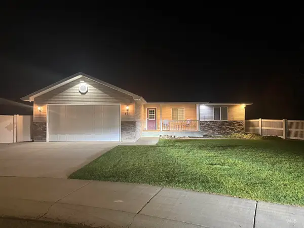 891 N Pointe Dr, Twin Falls, ID 83301