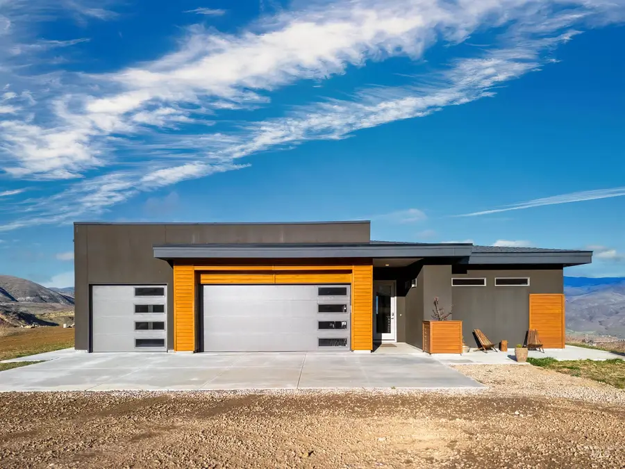 170 Summit Ridge Rd, Horseshoe Bend, ID 83629 - Image #2