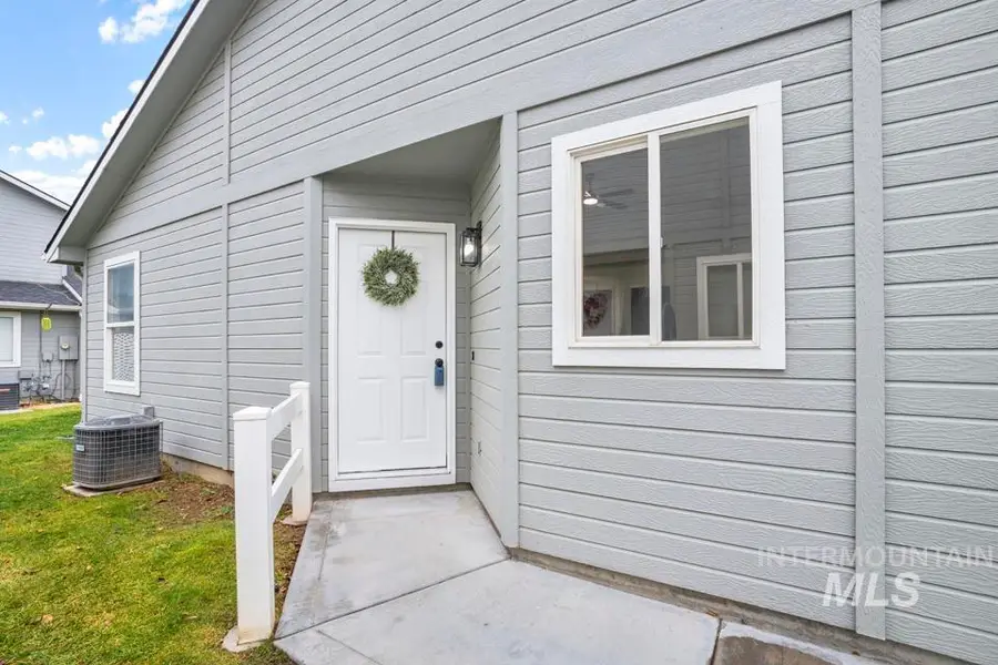 1026 E Hawaii, Nampa, ID 83686 - Image #2