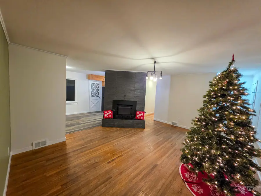 1036 Burrell Ave, Lewiston, ID 83501 - Image #3