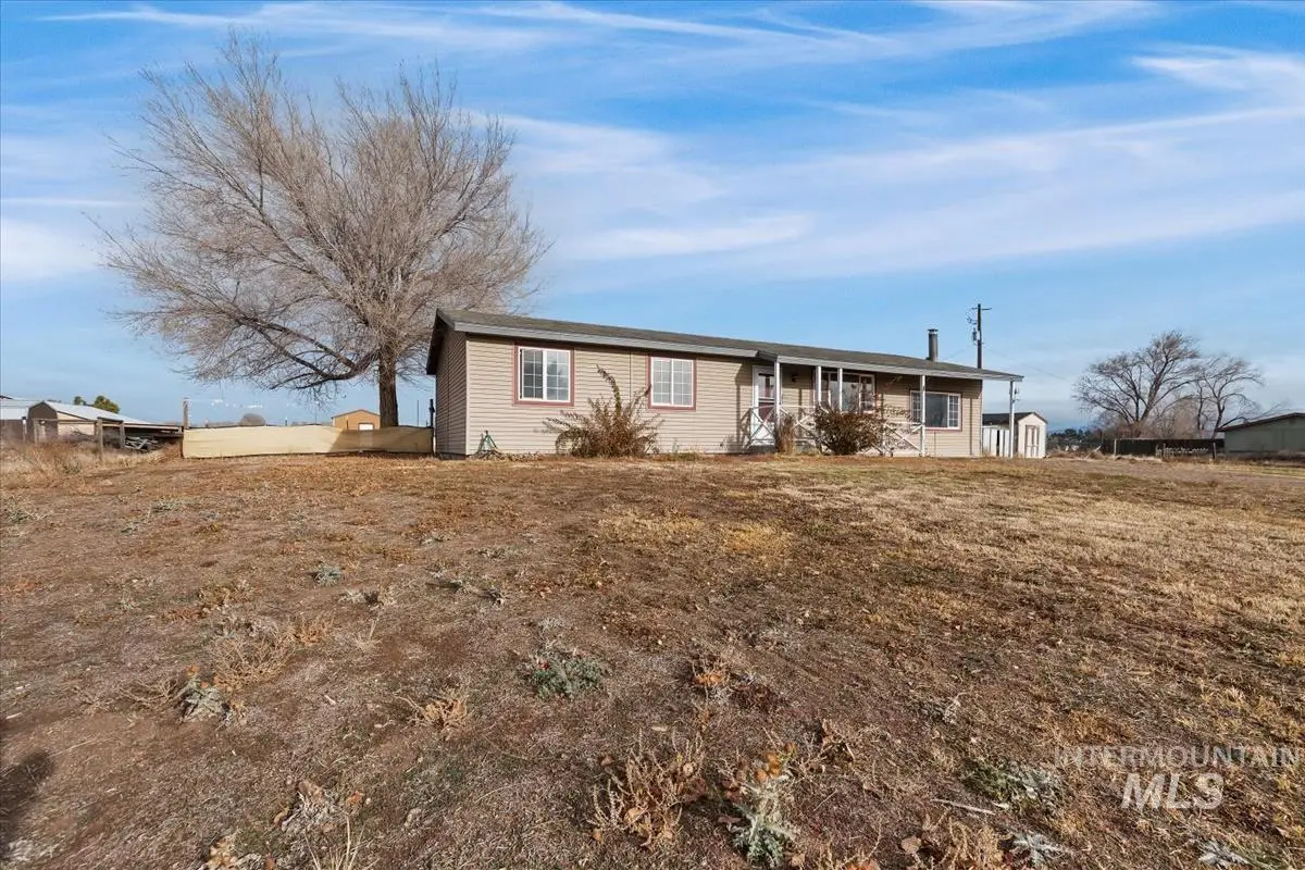 14064 SW Parker Drive, Mountain Home, ID 83647 - Image #1