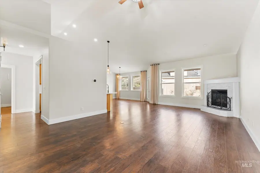 3820 E Mackay Ct, Meridian, ID 83642 - Image #3