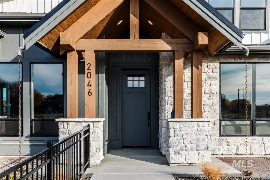 2023 W Freya Ct, Eagle, ID 83616 - Image #2