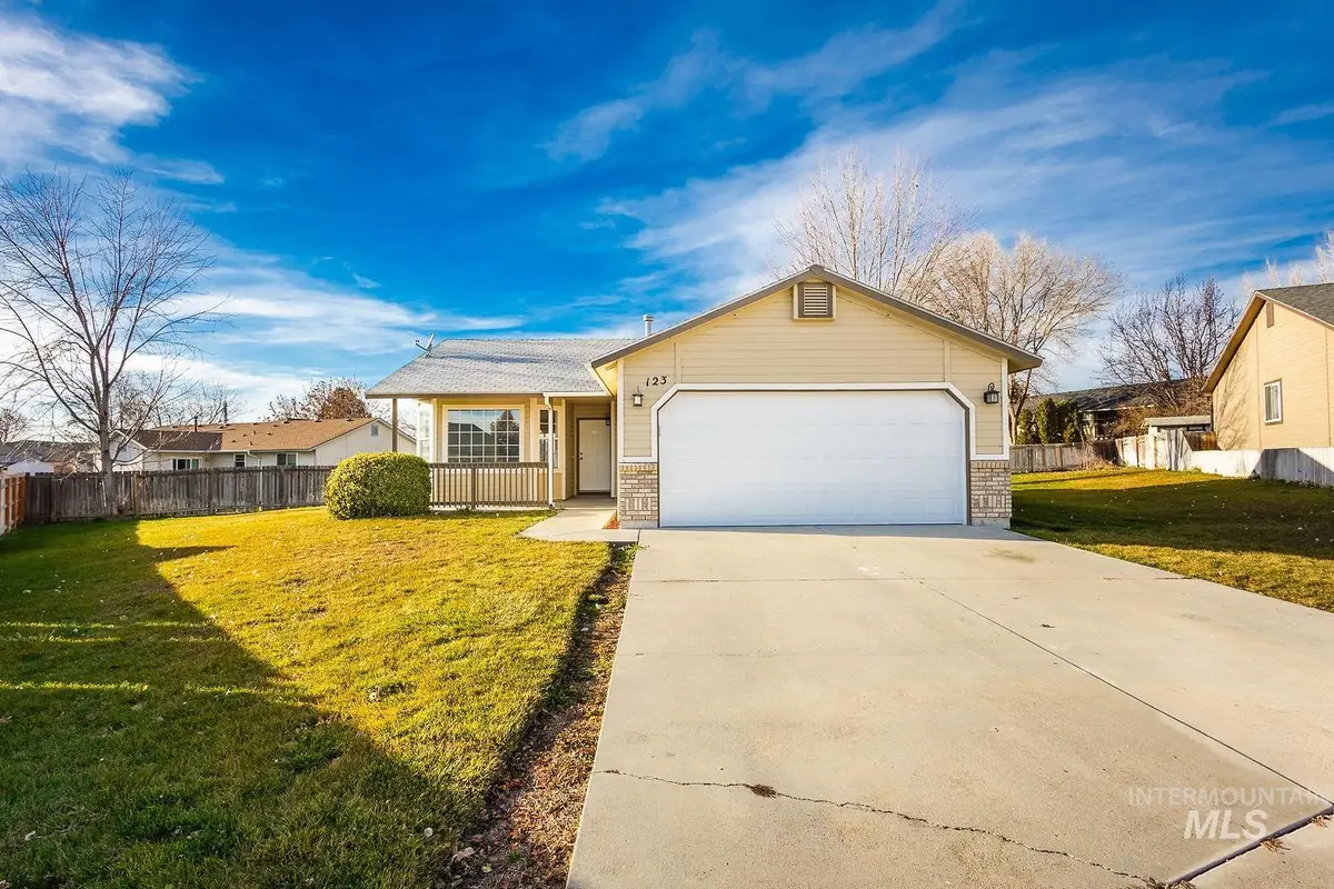 123 Cougar Ct., Nampa, ID 83687 - Image #1