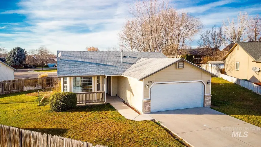 123 Cougar Ct., Nampa, ID 83687 - Image #2