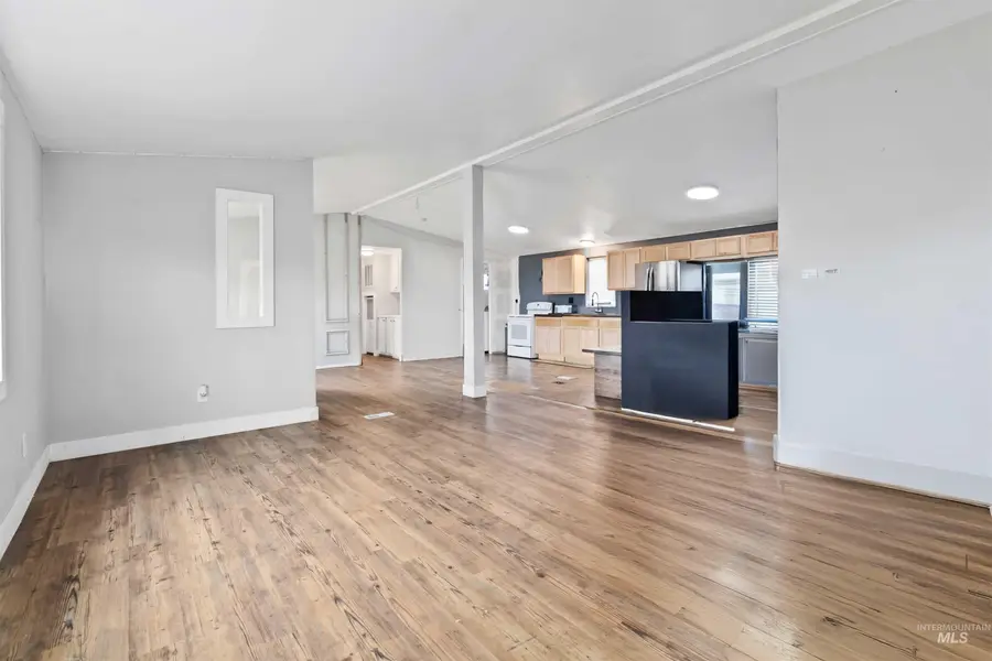 5827 E Little Basin Rd, King Hill, ID 83633 - Image #3