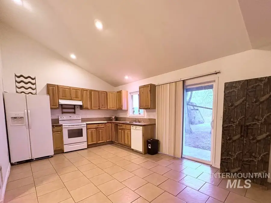 104 N Hornet Creek Street, Council, ID 83612 - Image #3