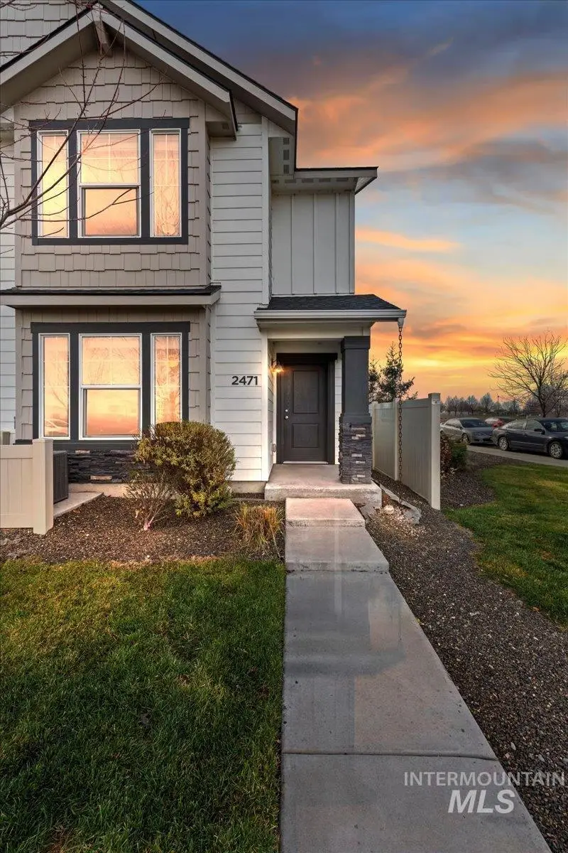 2471 E Goldstone St, Meridian, ID 83642 - Image #1