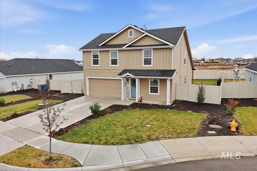 3225 E Mossy Rock Ct, Nampa, ID 83686 - Image #2