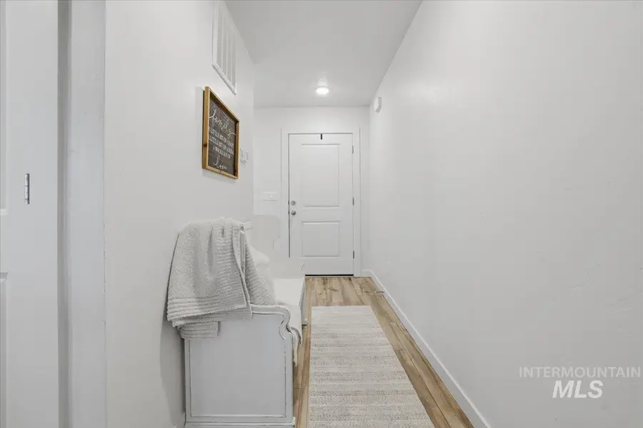 3225 E Mossy Rock Ct, Nampa, ID 83686 - Image #3