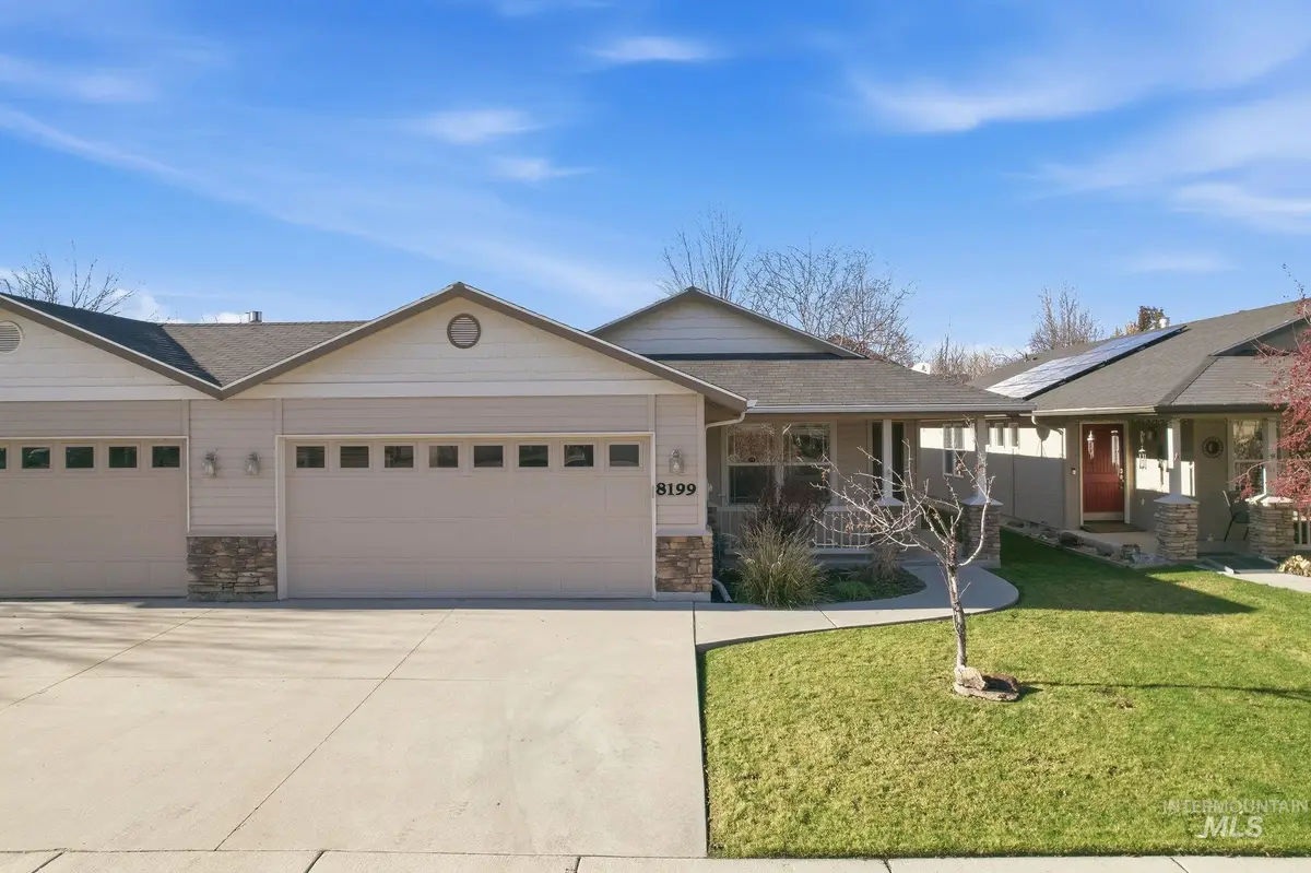8199 N Duncan Ln, Boise, ID 83714 - Image #1